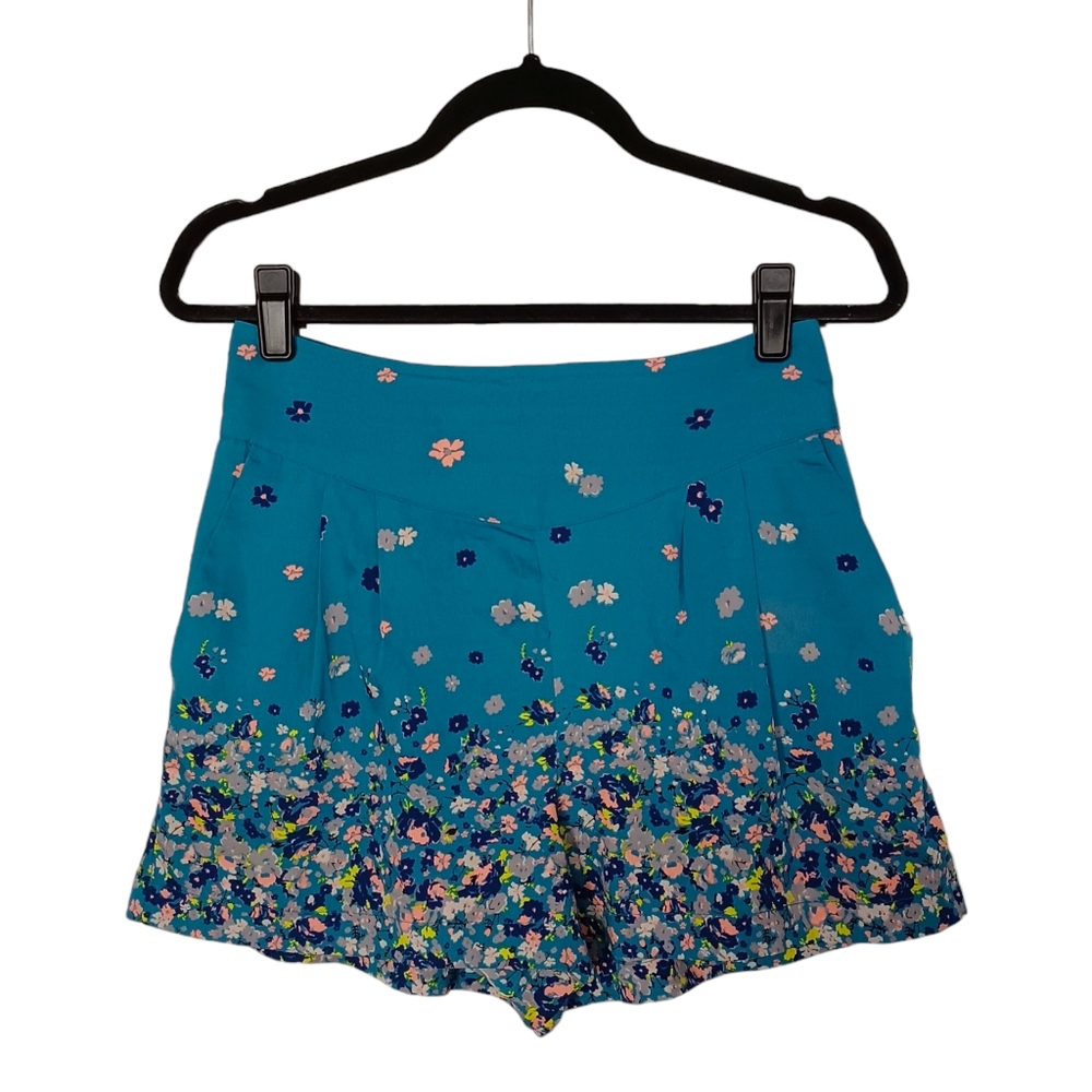 KIMCHI BLUE Colorful Floral Print Blue Silky Smocked Stretchy Shorts Medium
